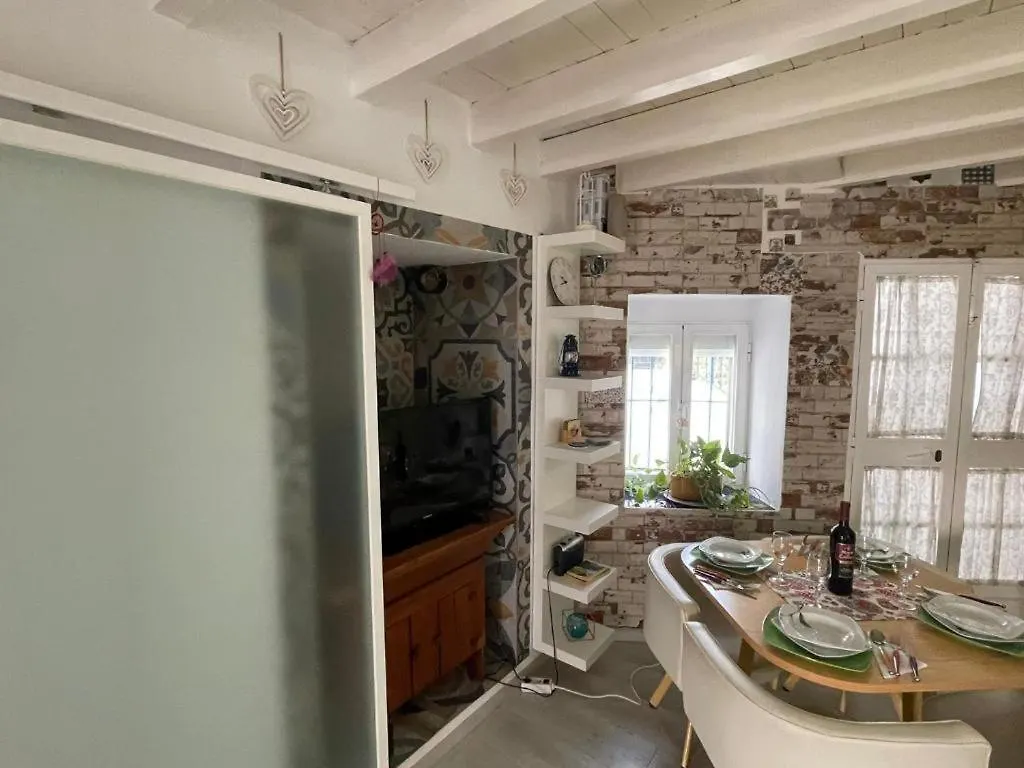 Villa House Maruja With Wifi & Jacuzzi Cutar
